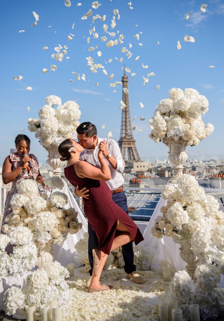 Best proposal in Paris experience with romantic setup facing Eiffel Tower